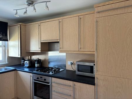 1 bedroom apartment to rent - Photo 4