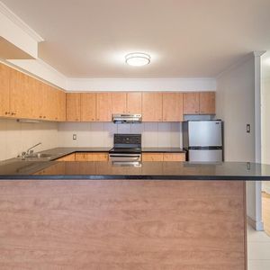 1 Bedroom 1 Bathroom 1803 - 2100 Rue Saint-Marc, Montréal - Photo 2