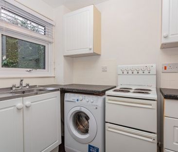 1 bedroom terraced to rent - Photo 2