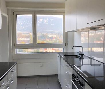 Wohnen mit Aussicht - Ihr neues Zuhause an bester Lage in Solothurn - Photo 2