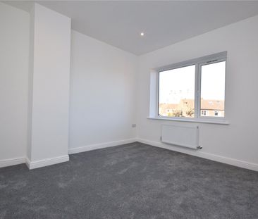 48, Kirkdale View, Leeds, West Yorkshire, LS12 6AR - Photo 4