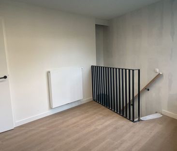 Gerenoveerde stadswoning met één slaapkamer te huur met zicht op de... - Photo 1