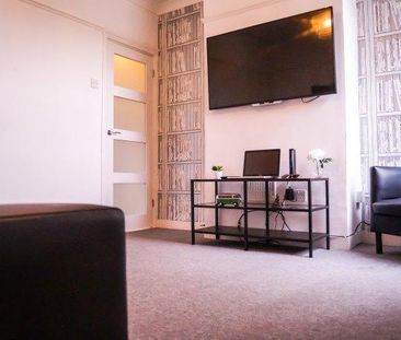 4 bedroom house share to rent - Photo 2