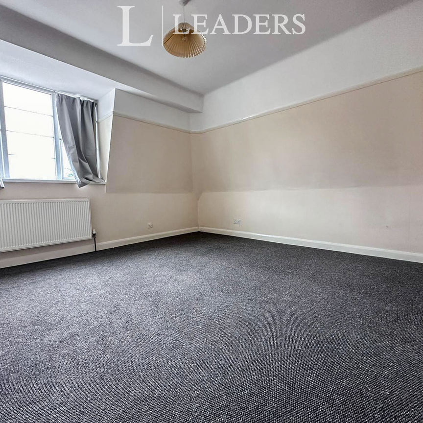 2 bedroom property to rent Stradbroke House, 177A High Street, Lowestoft, NR32 - Photo 1