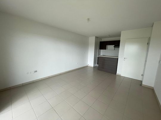 ESCALQUENS / Location Appartement 2 Pièces 42 m² - Photo 1