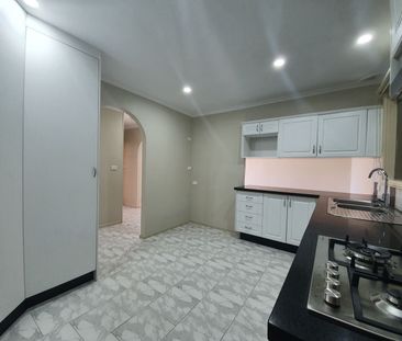 Neat and Tidy 4 Bedroom House - Photo 3