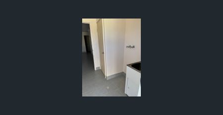 Gated Estate Living - Photo 3