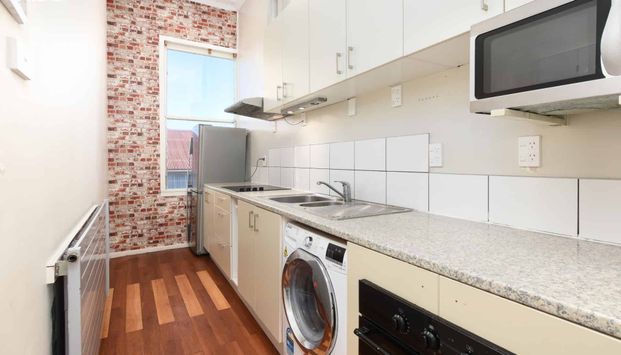 Well Positioned Flat - Photo 1