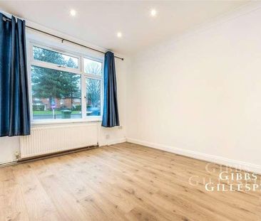 Courtenay Avenue, Harrow, HA3 - Photo 1