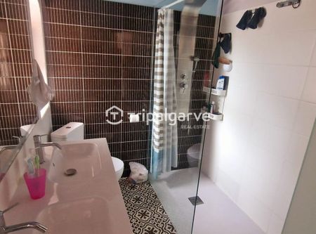 Faro, Lagoa (Algarve), Lagoa e Carvoeiro, Portugal, Lagoa (Algarve), Algarve 8400-403 - Photo 2