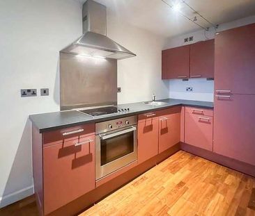 Longfield Centre, Prestwich, Manchester, M25 - Photo 6