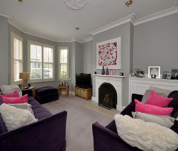 2 bedroom terraced house to rent - Photo 2