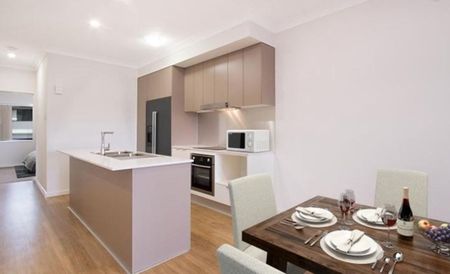 UNFURNISHED Modern 3-Bedroom Townhouse in Summerfield Terrace Homes – Ideal Family Living! - Photo 5