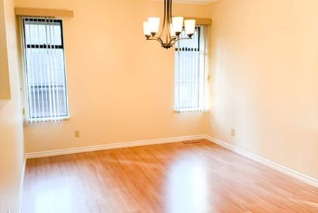 2203 West Keith Road, North Vancouver - Photo 5