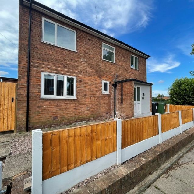 Yeardsley Close, Stockport - Photo 1