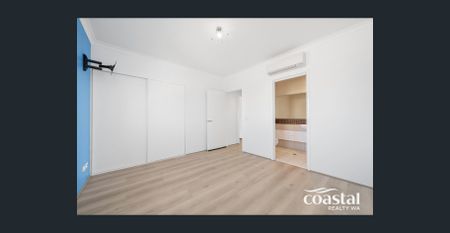 Coastal Apartment Steps from Rockingham Beach - Photo 3