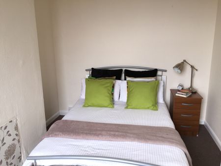 1 Bedroom Apartment To Rent in Nottingham - Photo 2