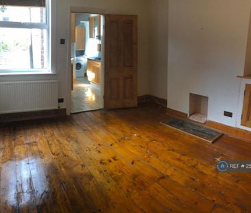 3 bedroom terraced house to rent - Photo 1