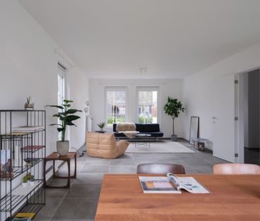 Ruime energiezuinige nieuwbouw met 5 slaapkamers en grote tuin op T... - Photo 2