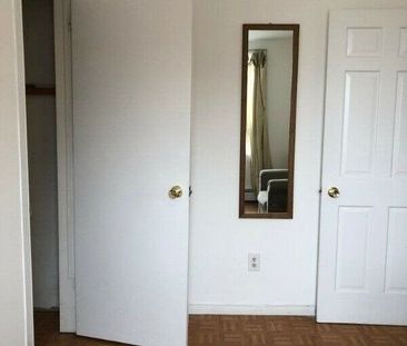 For Lease - 2015 Davenport Road Unit# 2, Toronto, Ontario - Photo 6