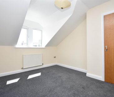 Feversham Gate, York - Photo 3