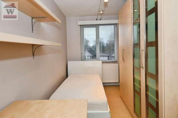 Wood Lane, TW7 - Photo 1