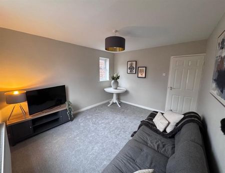 2 Bedroom Apartment Available Arranging tenancy - Photo 2