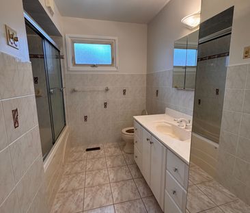 For Lease - 2838 Kingsberry Crescent Unit# Upper, Mississauga, Ontario - Photo 5