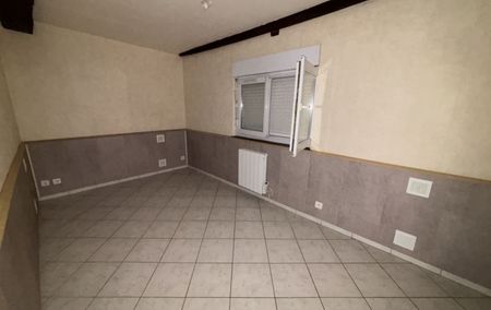 Location Appartement P2 Pont-de-vaux - Photo 4