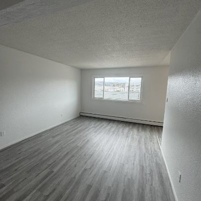 PARKVIEW MANOR - 403 - Photo 1