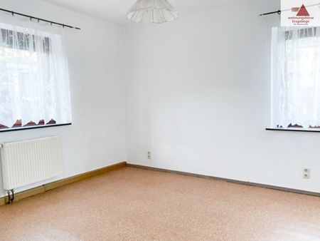 Großzügige 3-Raum-Wohnung im Erdgeschoss - Stellplatz - in Gornsdorf! - Foto 4