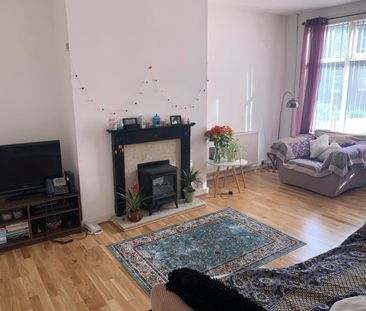 2 Bed Terraced House, Seaforth Mount, LS9 - Photo 3