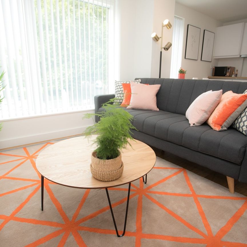 2 Bed Flat, Goswell Road, EC1V - Photo 1