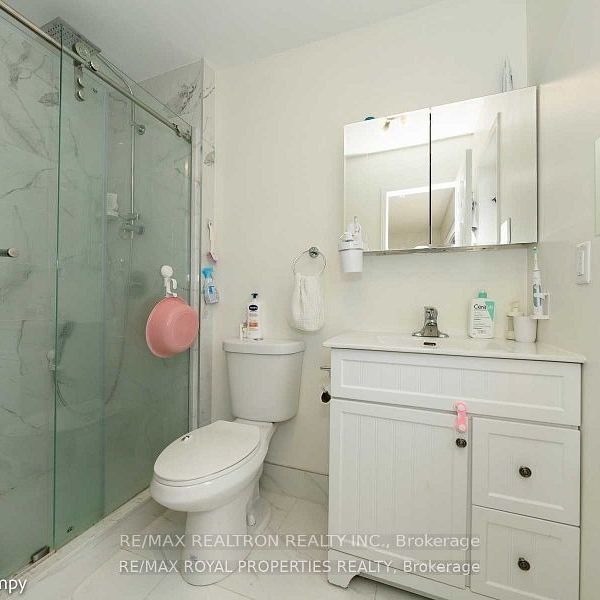 For Lease - 85 HIGHHILL Drive, Toronto, Ontario - Photo 1