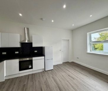 Shirley Road, Southampton SO15 - Photo 3