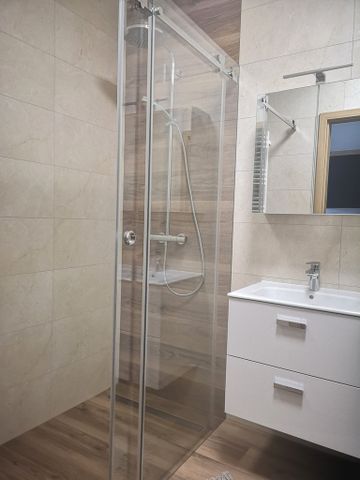 Mieszkanie 42m2, komórka lok., miejsce postojowe - Photo 3