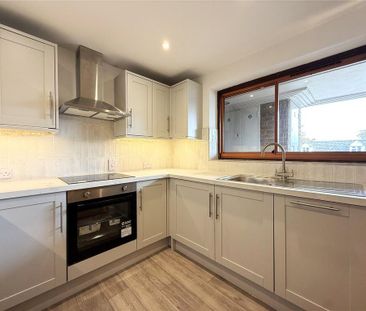 2 bedroom apartment to rent - Photo 6