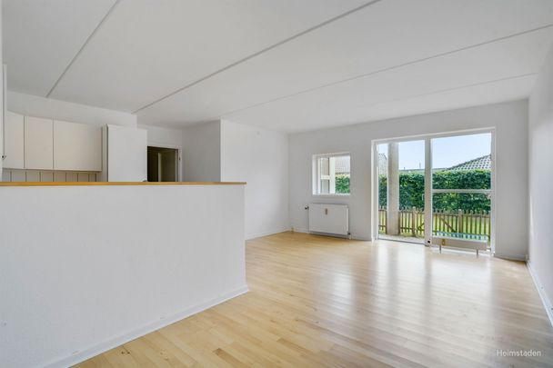 Lejlighed med udsigt - Photo 1