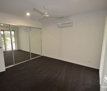 VERY NEW 3 BED TOWNHOUSE FOR RENT - Photo 1