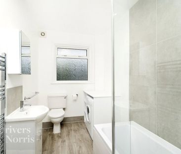 3 Bedroom Flat to Rent - Photo 5