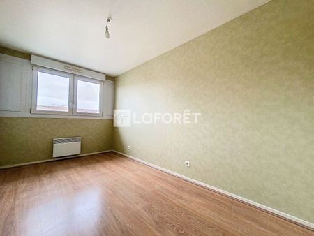 Location Appartement 4 pièces 72m² - Photo 4