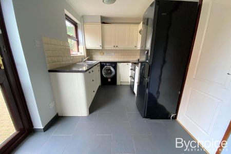 3 bedroom terraced house to rent - Photo 5