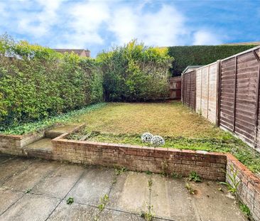 3 bedroom terraced house to rent - Photo 6