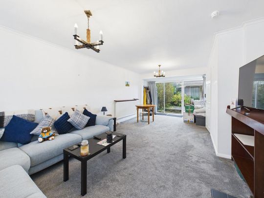 3 bedroom terraced house to rent - Photo 1