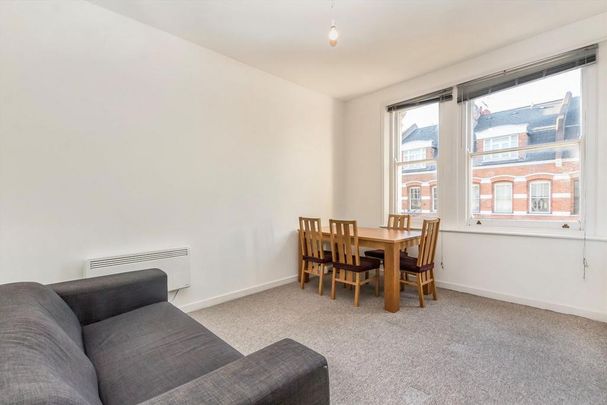 1 bedroom flat to rent - Photo 1
