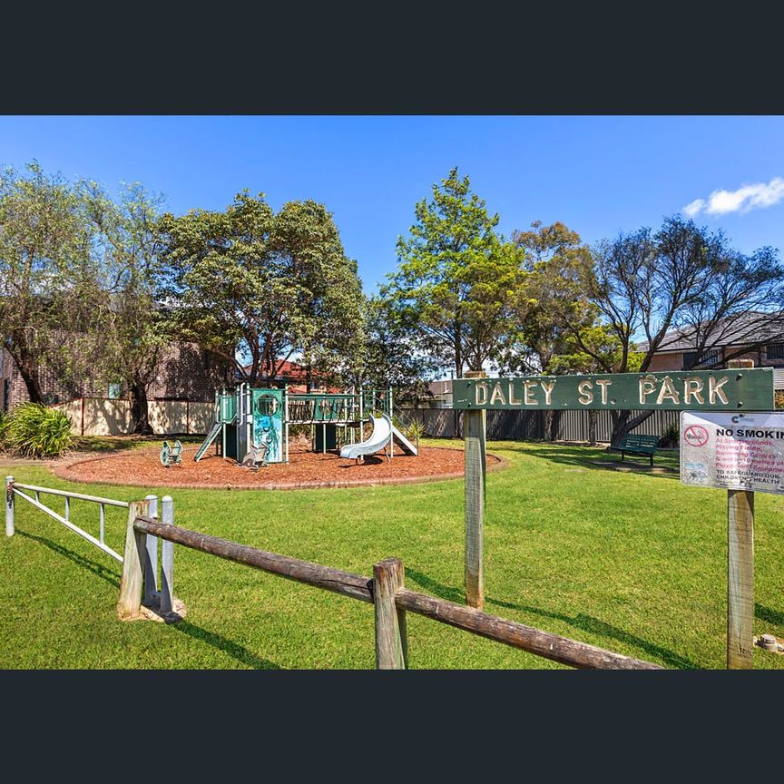 Beautiful family brick home - Photo 1