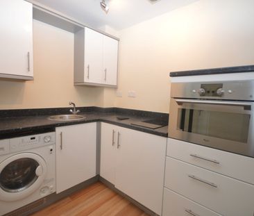 1 Bed Flat, Anglesea Terrace, SO14 - Photo 4