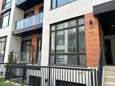 For Lease - 12 DAVID EYER Road Unit# 1121, Richmond Hill, Ontario - Photo 3