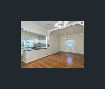 CUTE CHARACTER COTTAGE IN PADDINGTON - Photo 2