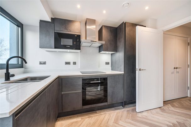 Cockfosters Road, EN4, Barnet - Photo 1